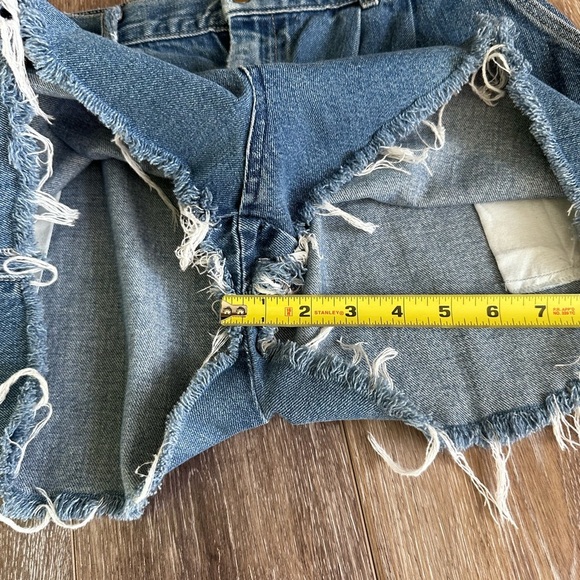 🛍️ Lord Isaacs sport distressed shorts .size. Measurements. - Picture 4 of 10